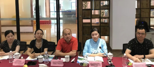 陪同政府園區(qū)赴鄉(xiāng)村振興農(nóng)旅投資選址項(xiàng)目方對接考察，雙方將持續(xù)推進(jìn)項(xiàng)目落地
