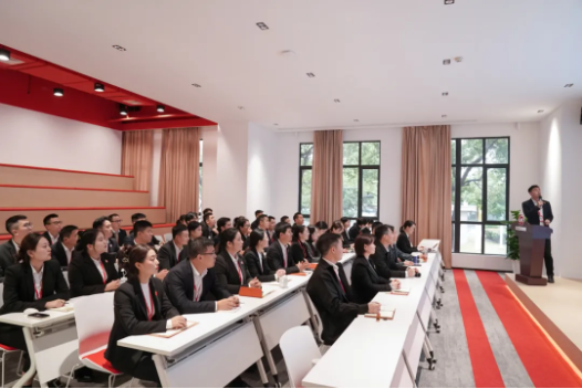 再創(chuàng)歷史新高！10月中旬，集團(tuán)成功通過(guò)49個(gè)優(yōu)質(zhì)投資選址項(xiàng)目