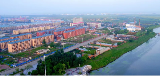 集團全力助推黑龍江省佳木斯市同江市委托招商引資，立足八大優(yōu)勢，構筑發(fā)展新格局