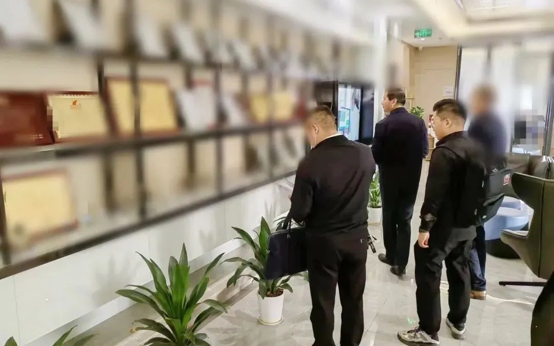 華為、小米等知名企業(yè)供應(yīng)商！安徽某地方政府實(shí)地對(duì)接高端光學(xué)制造生產(chǎn)投資選址項(xiàng)目