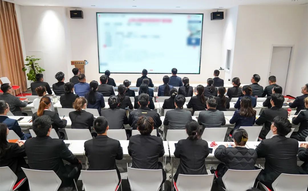 共繪招商“同心圓”，架起政企合作“連心橋”！4月上旬，集團27個優(yōu)質(zhì)投資選址項目成功通過評估