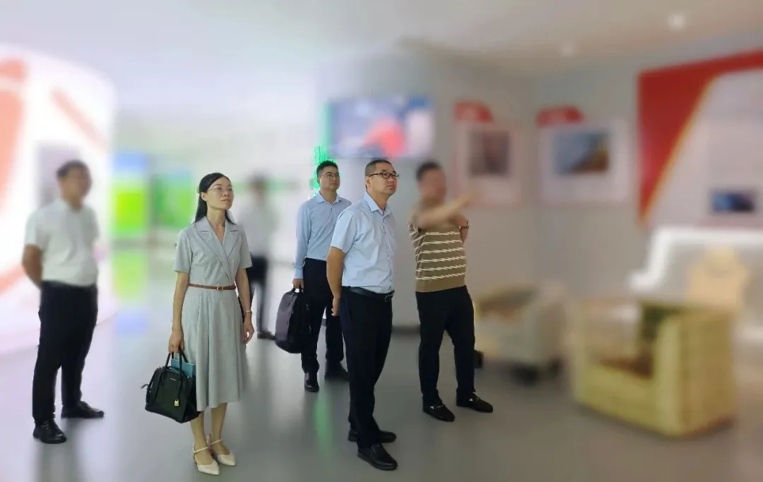 僅10天！集團(tuán)推動(dòng)廣西某地方政府與行業(yè)領(lǐng)先高端板材擴(kuò)建投資選址項(xiàng)目方成功簽約