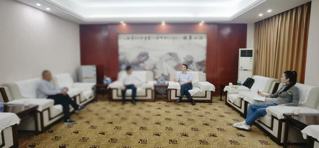 24小時(shí)完成雙向考察，東方龍商務(wù)服務(wù)效率再獲政企點(diǎn)贊！新能源鋰電池生產(chǎn)擴(kuò)建投資選址項(xiàng)目方反向考察江西某地方政府