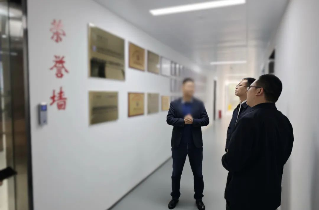 京東方、通威等企業(yè)合作商！四川某地方政府實地對接國產(chǎn)替代光電金屬新材料生產(chǎn)投資選址項目